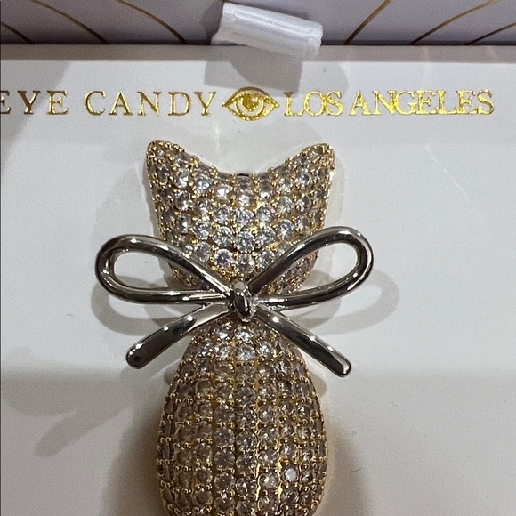 Eye Candy | Cat Brooch - Picture 6 of 8